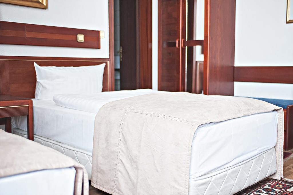 Hotel Ravel International Offenbach am Main Pokoj fotografie